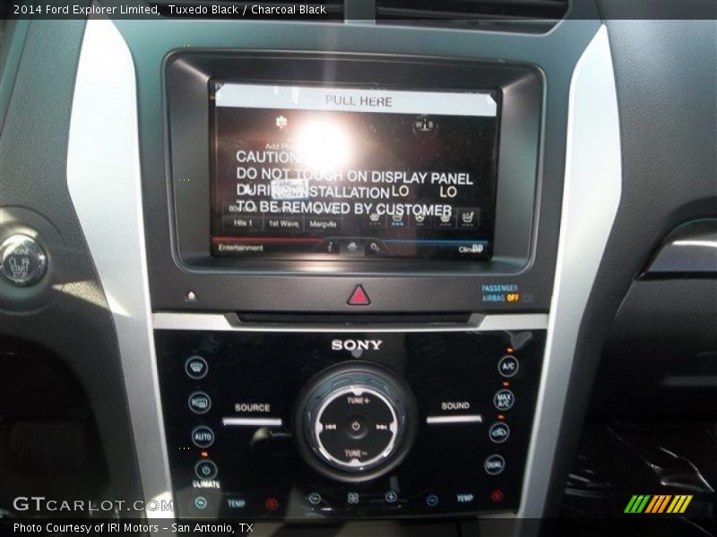 Tuxedo Black / Charcoal Black 2014 Ford Explorer Limited