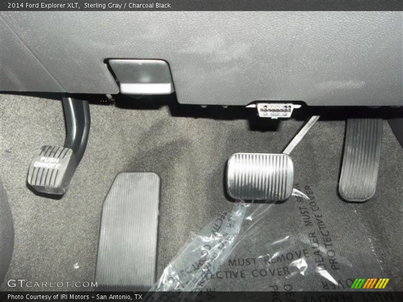 Sterling Gray / Charcoal Black 2014 Ford Explorer XLT