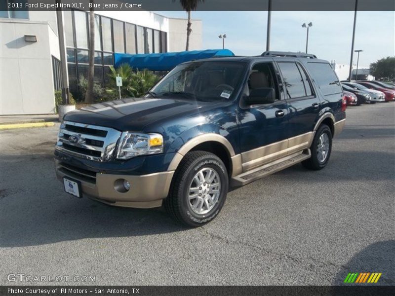 Blue Jeans / Camel 2013 Ford Expedition XLT