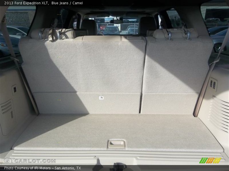 Blue Jeans / Camel 2013 Ford Expedition XLT