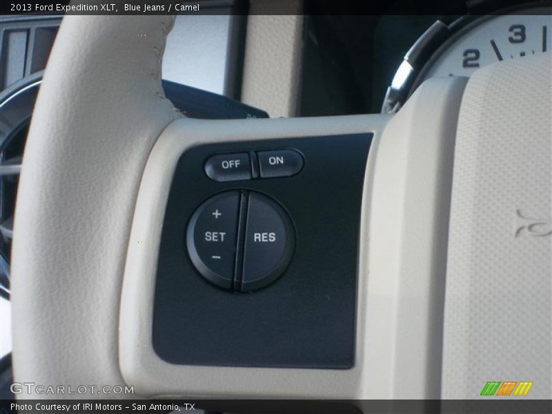 Blue Jeans / Camel 2013 Ford Expedition XLT