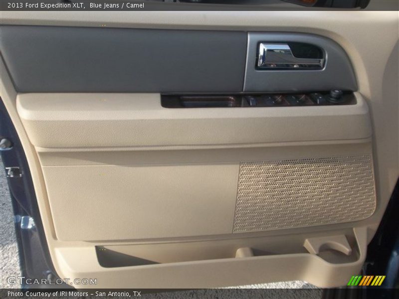 Blue Jeans / Camel 2013 Ford Expedition XLT