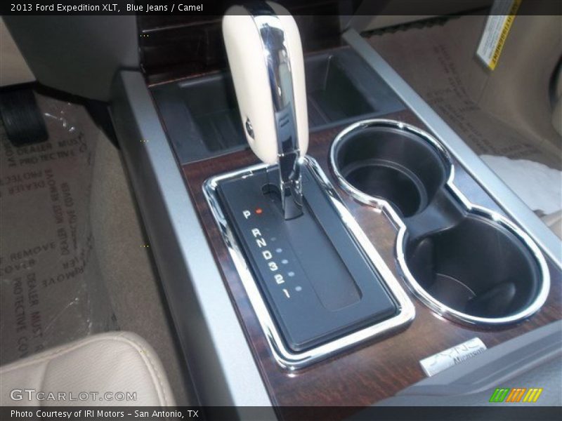 Blue Jeans / Camel 2013 Ford Expedition XLT