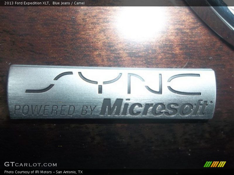 Blue Jeans / Camel 2013 Ford Expedition XLT