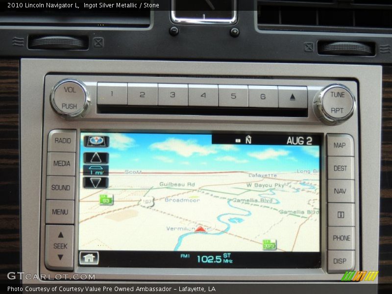 Navigation of 2010 Navigator L