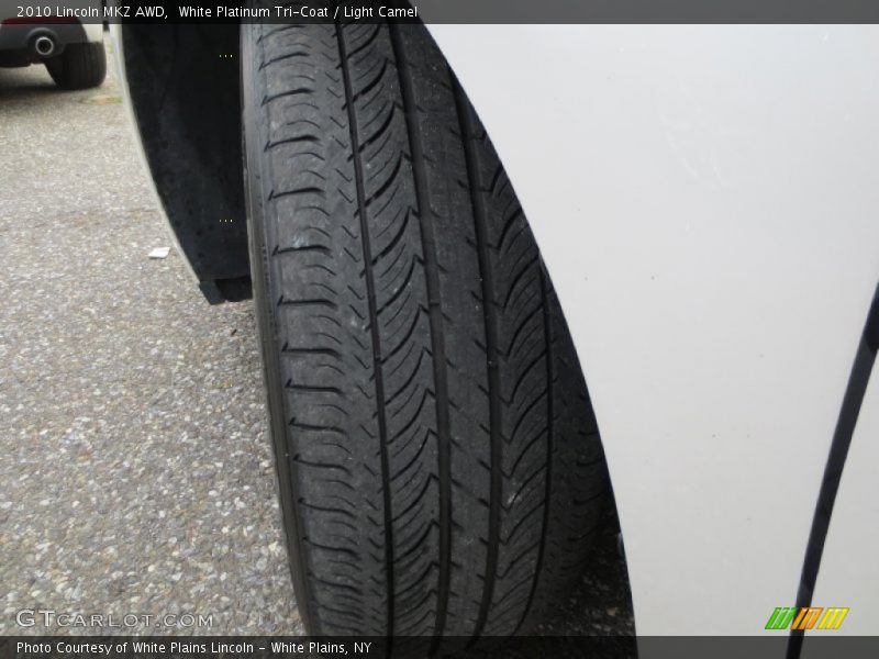White Platinum Tri-Coat / Light Camel 2010 Lincoln MKZ AWD