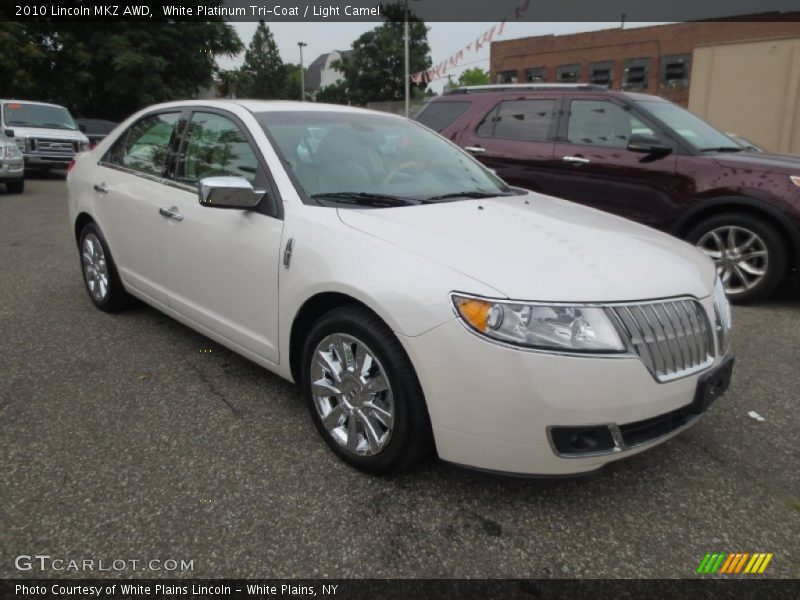 Front 3/4 View of 2010 MKZ AWD