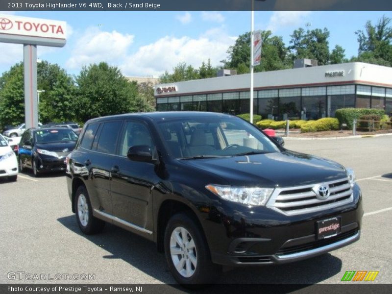 Black / Sand Beige 2013 Toyota Highlander V6 4WD