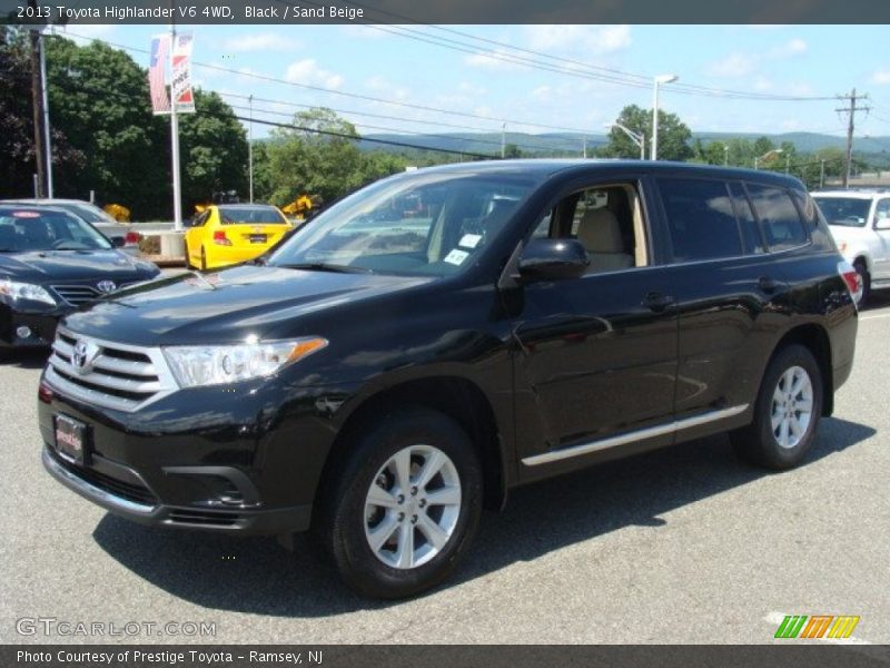 Black / Sand Beige 2013 Toyota Highlander V6 4WD