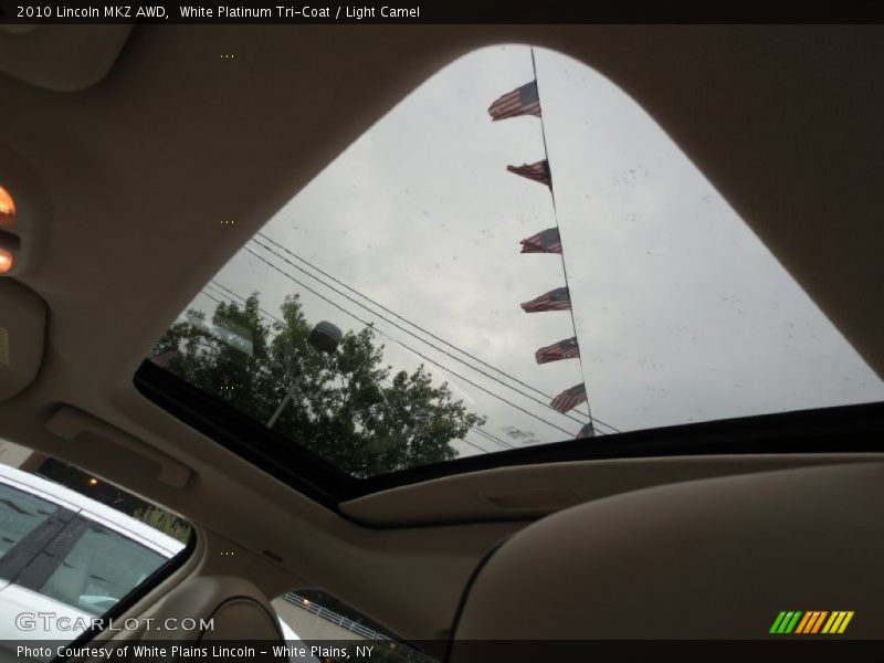 Sunroof of 2010 MKZ AWD