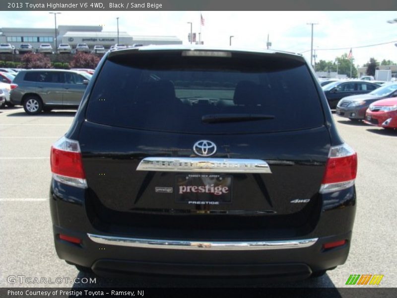 Black / Sand Beige 2013 Toyota Highlander V6 4WD