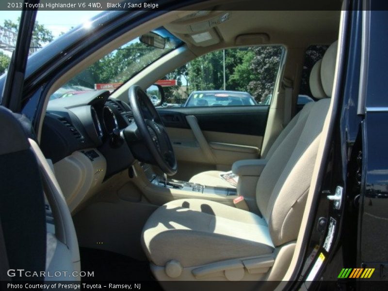 Black / Sand Beige 2013 Toyota Highlander V6 4WD