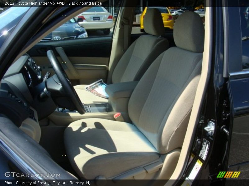 Black / Sand Beige 2013 Toyota Highlander V6 4WD