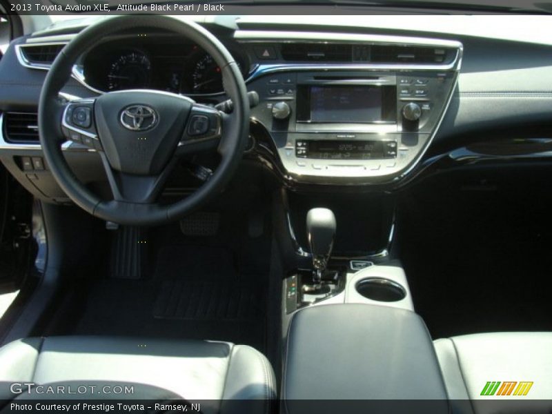 Attitude Black Pearl / Black 2013 Toyota Avalon XLE