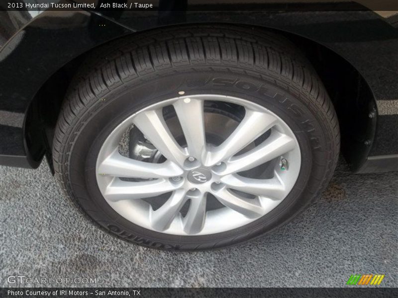 Ash Black / Taupe 2013 Hyundai Tucson Limited