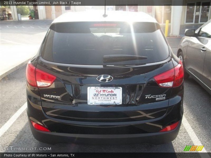 Ash Black / Taupe 2013 Hyundai Tucson Limited