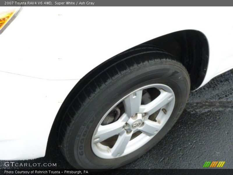 Super White / Ash Gray 2007 Toyota RAV4 V6 4WD