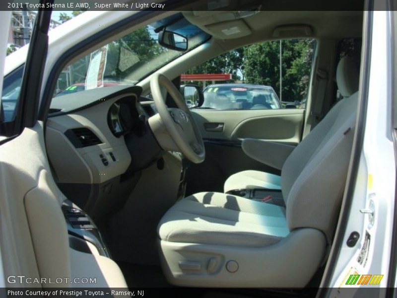Super White / Light Gray 2011 Toyota Sienna LE AWD