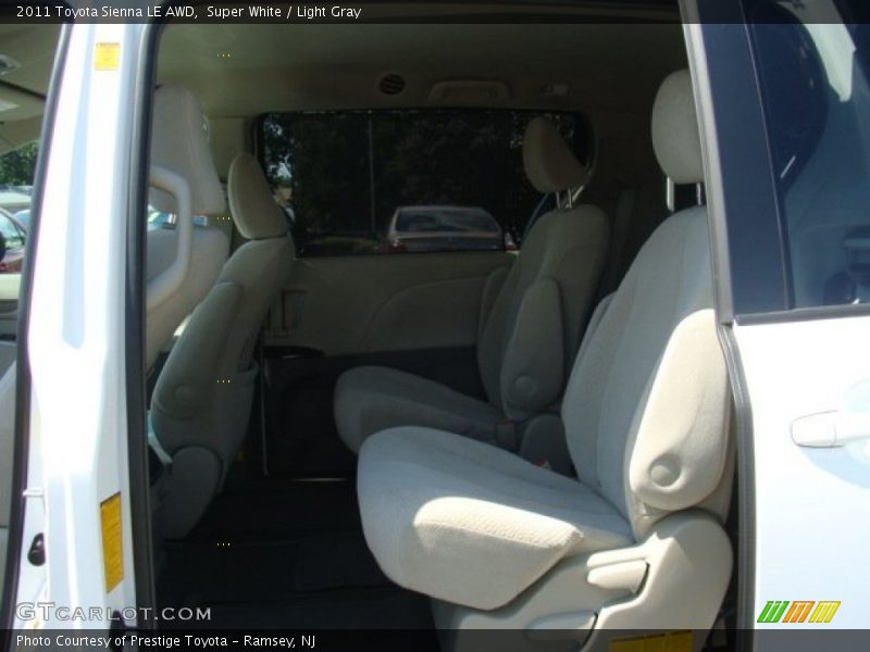 Super White / Light Gray 2011 Toyota Sienna LE AWD