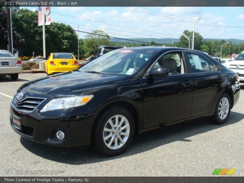 Black / Ash 2011 Toyota Camry XLE V6