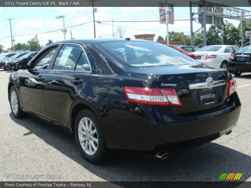 Black / Ash 2011 Toyota Camry XLE V6