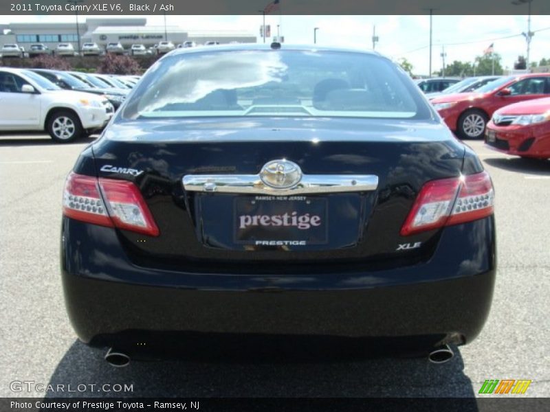 Black / Ash 2011 Toyota Camry XLE V6