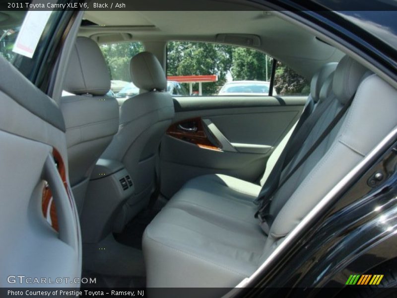 Black / Ash 2011 Toyota Camry XLE V6