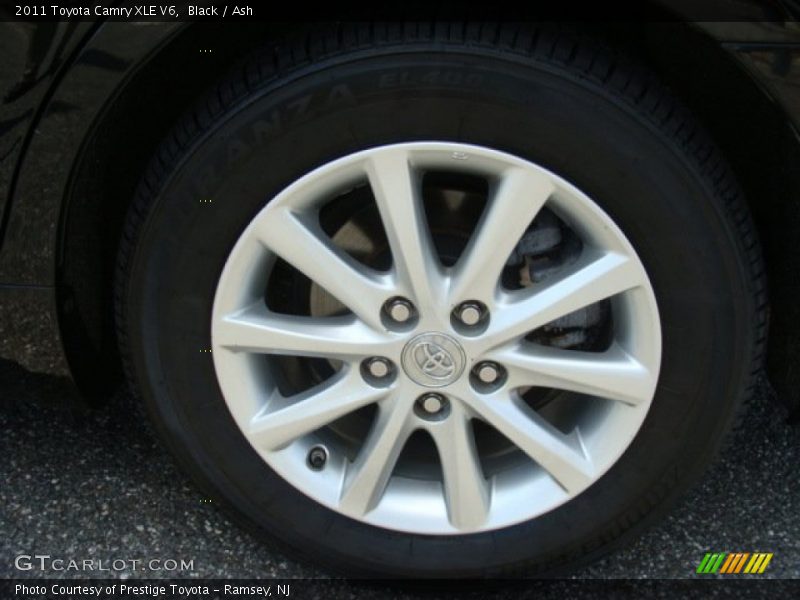 Black / Ash 2011 Toyota Camry XLE V6