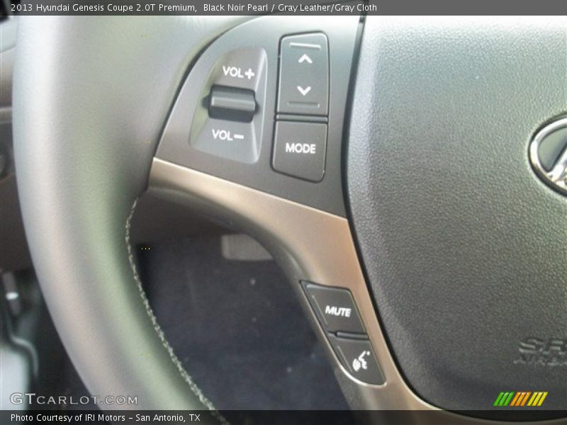 Black Noir Pearl / Gray Leather/Gray Cloth 2013 Hyundai Genesis Coupe 2.0T Premium
