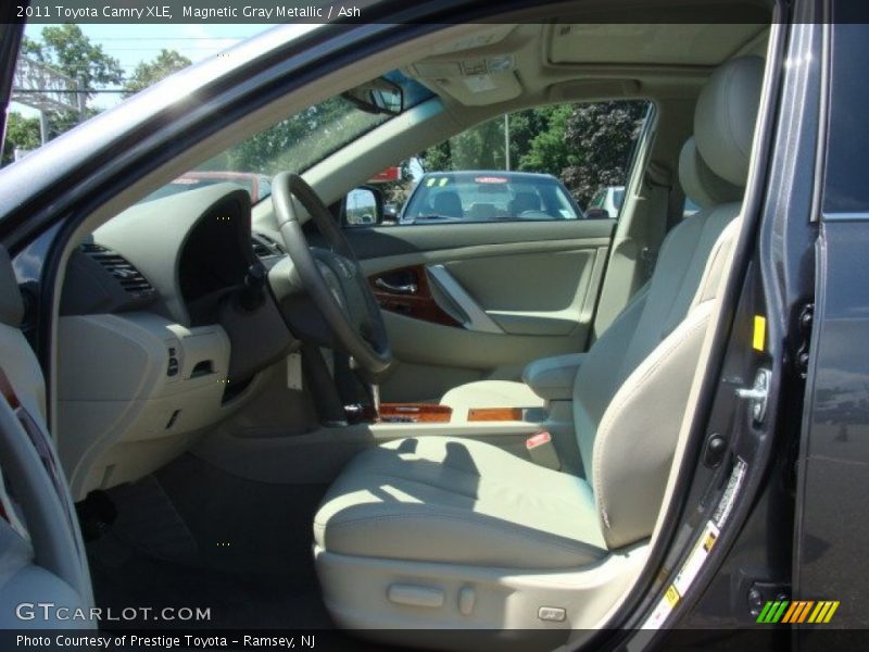Magnetic Gray Metallic / Ash 2011 Toyota Camry XLE