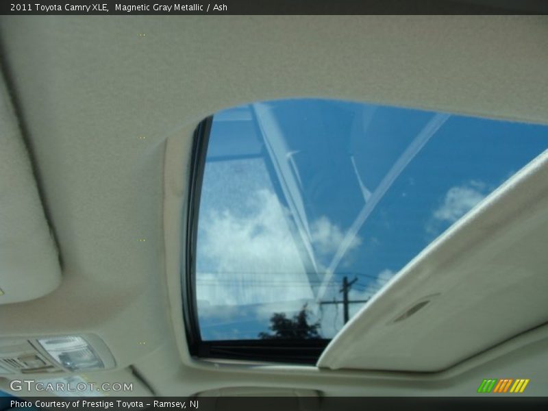 Magnetic Gray Metallic / Ash 2011 Toyota Camry XLE