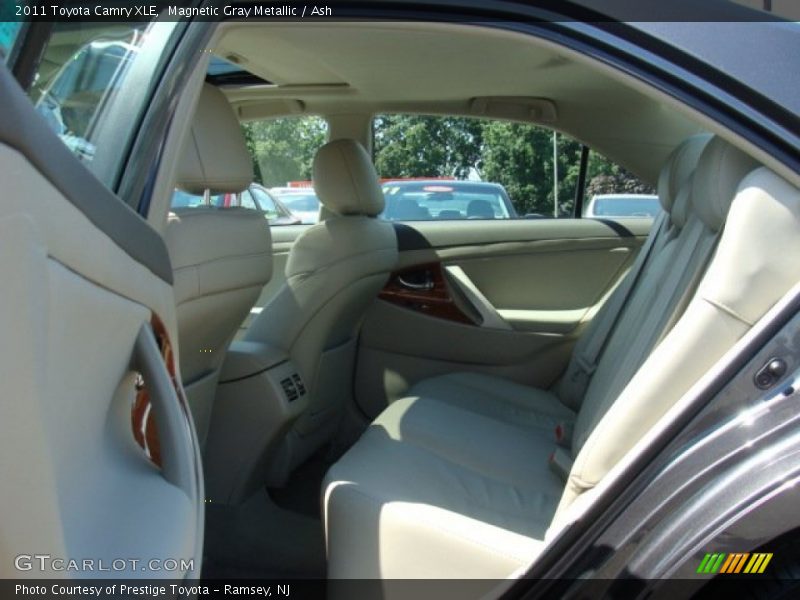 Magnetic Gray Metallic / Ash 2011 Toyota Camry XLE