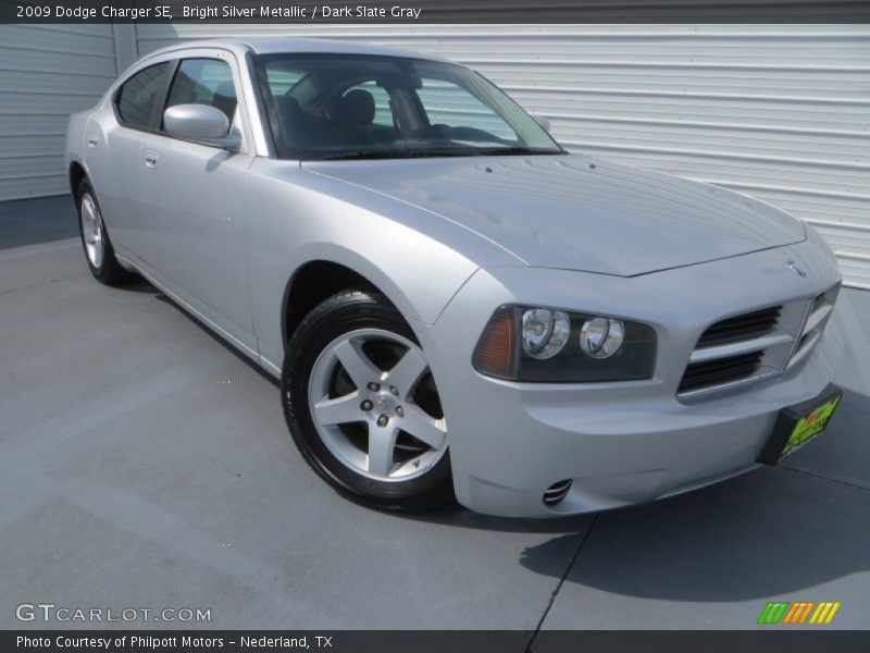 Bright Silver Metallic / Dark Slate Gray 2009 Dodge Charger SE