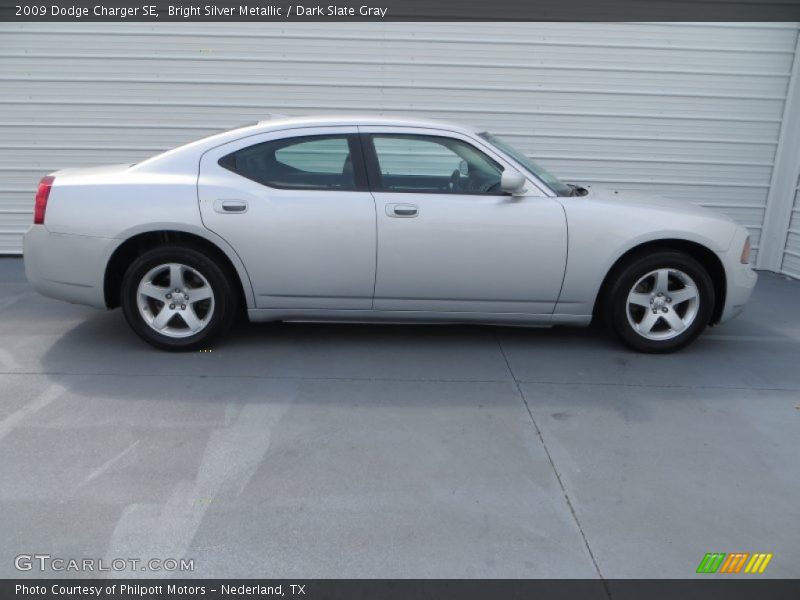 Bright Silver Metallic / Dark Slate Gray 2009 Dodge Charger SE