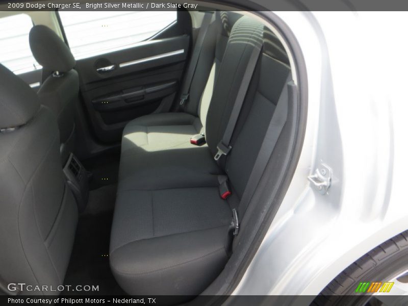 Bright Silver Metallic / Dark Slate Gray 2009 Dodge Charger SE