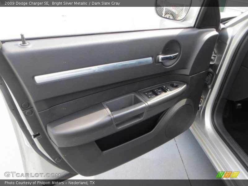 Bright Silver Metallic / Dark Slate Gray 2009 Dodge Charger SE