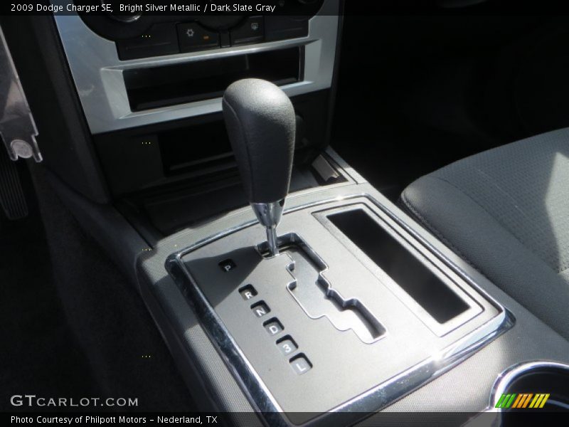 Bright Silver Metallic / Dark Slate Gray 2009 Dodge Charger SE