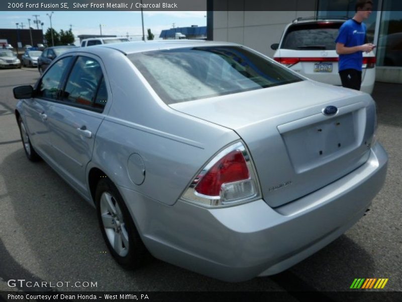Silver Frost Metallic / Charcoal Black 2006 Ford Fusion SE