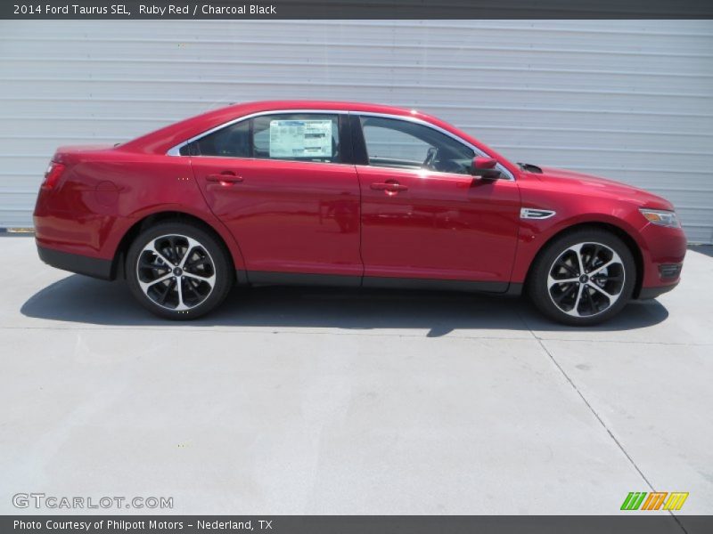  2014 Taurus SEL Ruby Red