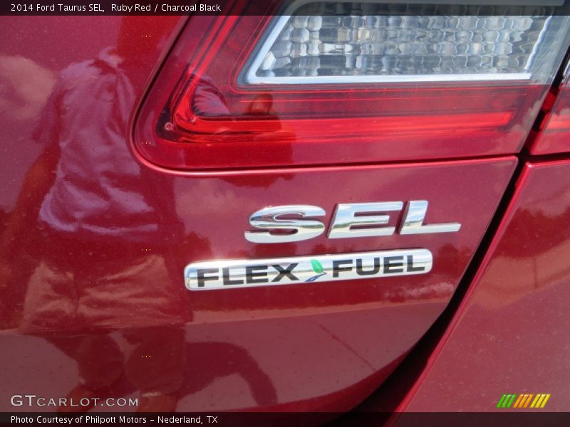  2014 Taurus SEL Logo