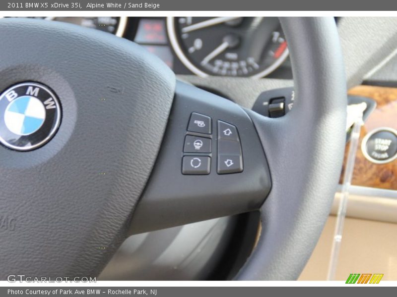 Alpine White / Sand Beige 2011 BMW X5 xDrive 35i