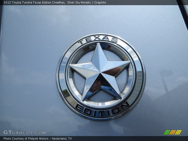 Silver Sky Metallic / Graphite 2013 Toyota Tundra Texas Edition CrewMax