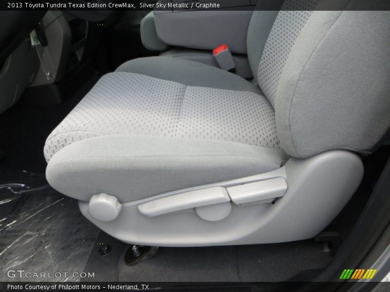 Silver Sky Metallic / Graphite 2013 Toyota Tundra Texas Edition CrewMax