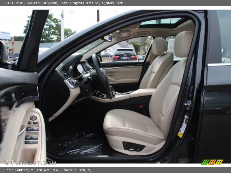 Dark Graphite Metallic / Oyster/Black 2011 BMW 5 Series 528i Sedan