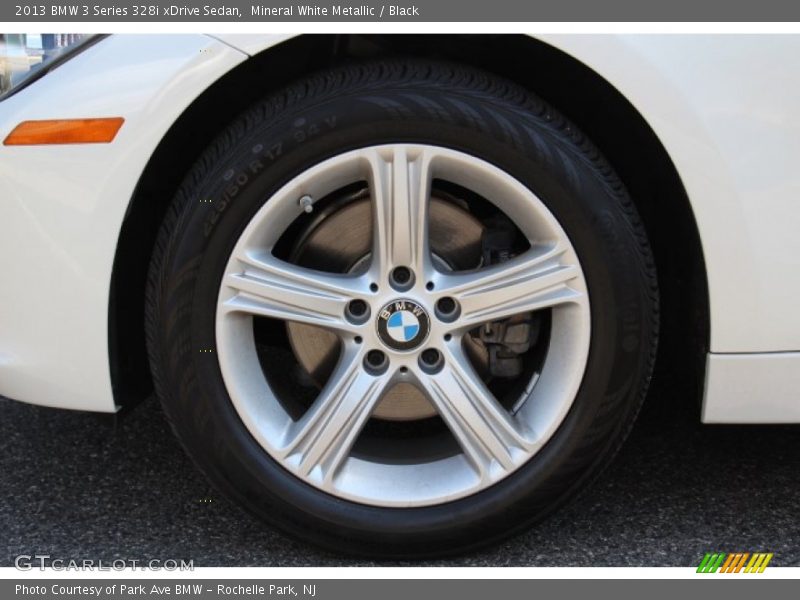 Mineral White Metallic / Black 2013 BMW 3 Series 328i xDrive Sedan