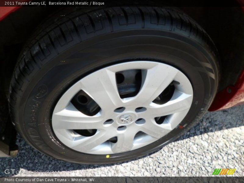 Barcelona Red Metallic / Bisque 2011 Toyota Camry LE