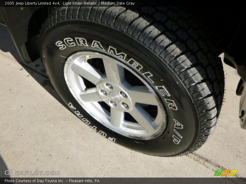 Light Khaki Metallic / Medium Slate Gray 2005 Jeep Liberty Limited 4x4