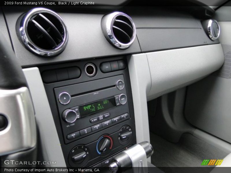 Black / Light Graphite 2009 Ford Mustang V6 Coupe