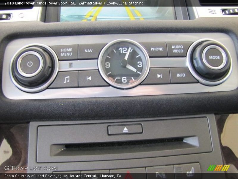 Controls of 2010 Range Rover Sport HSE