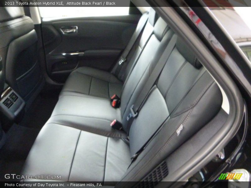 Attitude Black Pearl / Black 2013 Toyota Avalon Hybrid XLE